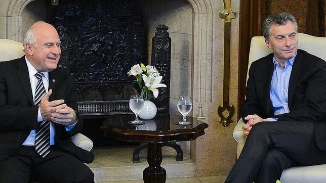 el gobierno abre la negociacion del ajuste con los gobernadores ?duros?