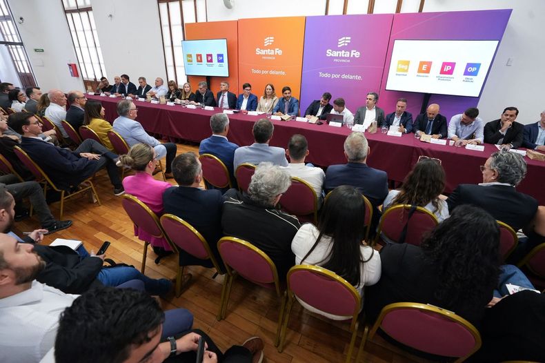 Las voces que contaron los proyectos que vienen para el Gobierno de Santa Fe no fueron las habituales.