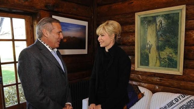 karina reune fotos en el sur y suma en la campana de scioli
