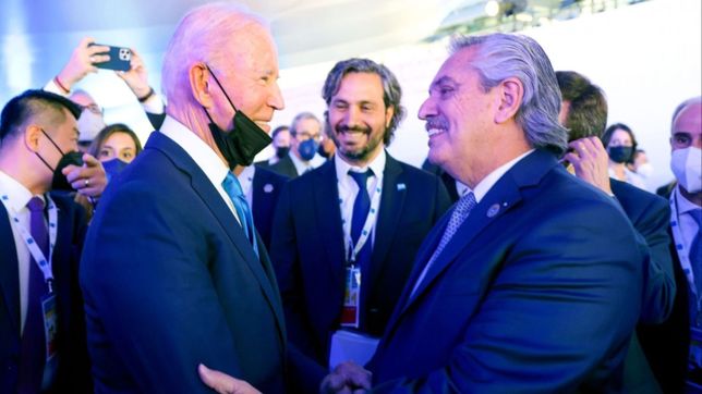 fernandez aclara para que no oscurezca: macri y trump, malos; biden, bueno