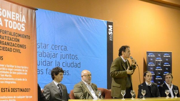 Katopodis presentó el programa “Personería para Todos”