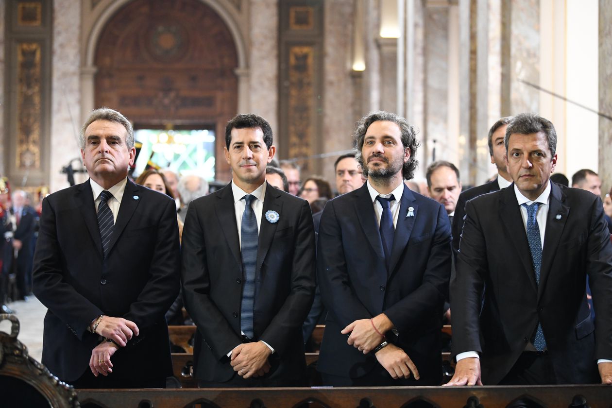 El jefe de Gabinete, Agustín Rossi, compartió asiento con los ministros Eduardo de Pedro (Interior), Santiago Cafiero (Relaciones Exteriores) y Sergio Massa (Economía)