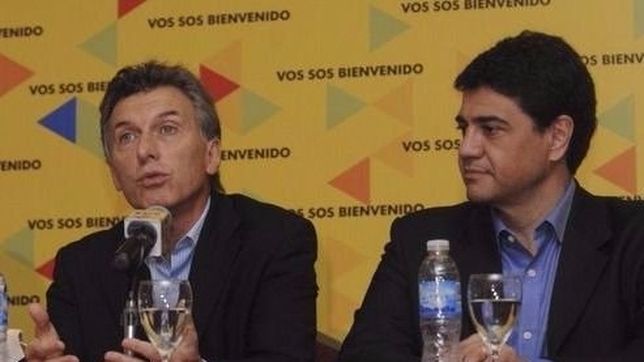 bajado de la carrera electoral, a jorge macri le hacen lugar en el gabinete