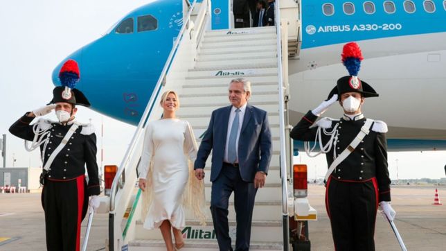 fernandez, a paris y bali: comitiva minima y massa con delay