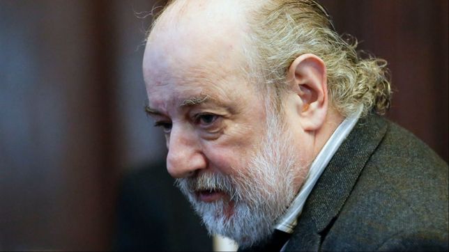 nace un nuevo relato: estado lobo, empresario cordero