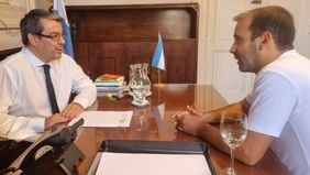 FMI: un diputado K confirma 30 abstenciones, pero el bloque lo desmiente