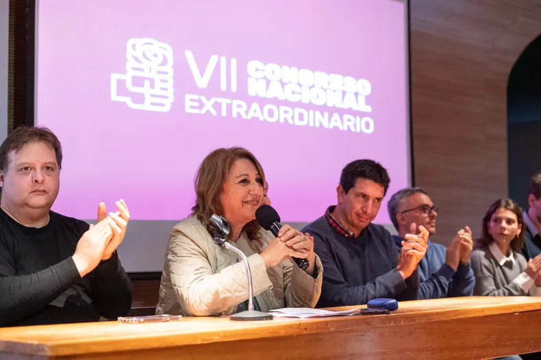 La presidenta del PS, Mónica Fein, durante el congreso nacional de Rosario que no logró cuórum para tomar definiciones.