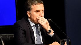 El mercado duda de que el dinero del FMI aplaque al dólar (y compra)