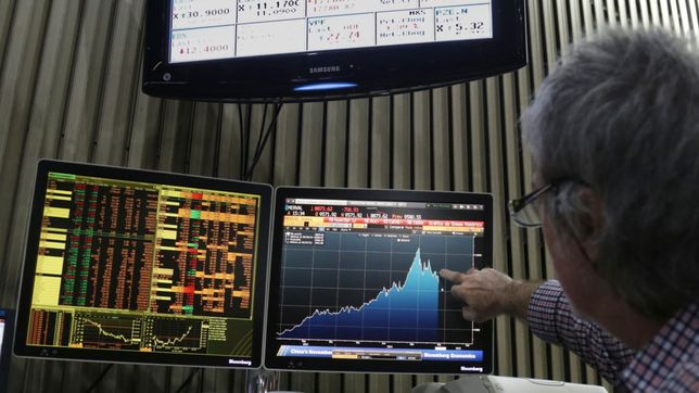 los mercados se mostraron ajenos al paro y a la alarma oficial