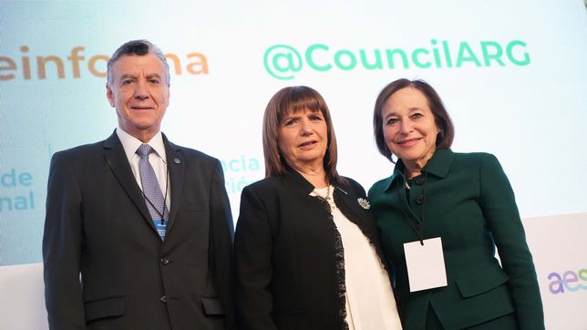 con ayuda de larreta, bullrich le gano la pulseada a milei ante el circulo rojo