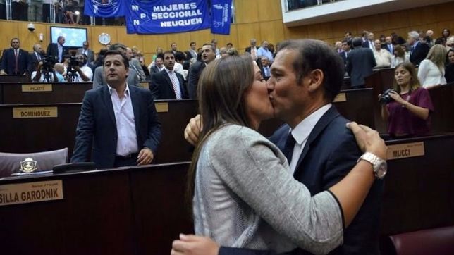 gutierrez se alineo a macri y prometio una transformacion energetica en neuquen