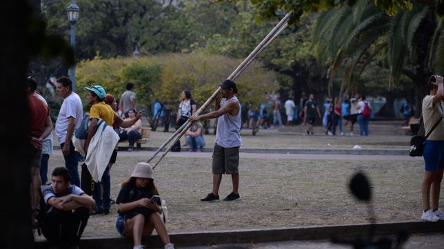 la previa del discurso fallido de kicillof, en fotos