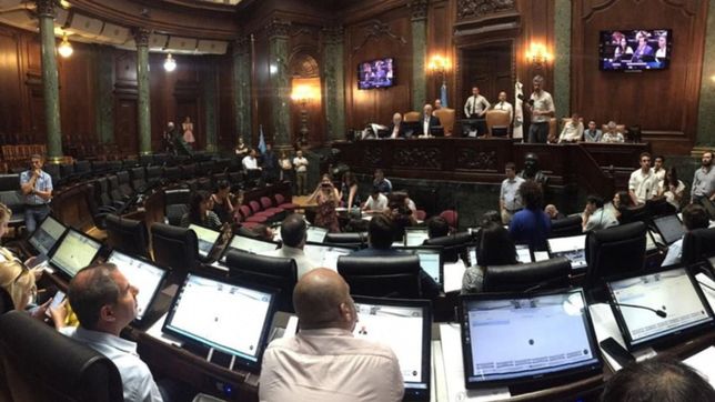 larreta impuso su mayoria y la oposicion no pudo frenar el cierre de escuelas