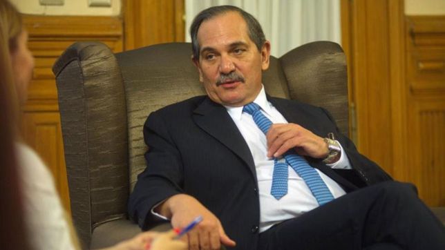 alperovich celebro el acercamiento de manzur a cristina: lo felicito