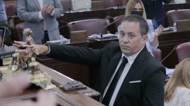 carrio suma un diputado en santa fe y lo pone a la vera de lousteau