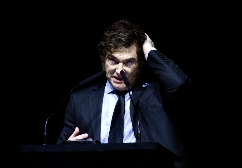 Javier Milei: polarizar y desconocer el capital social de las universidades.
