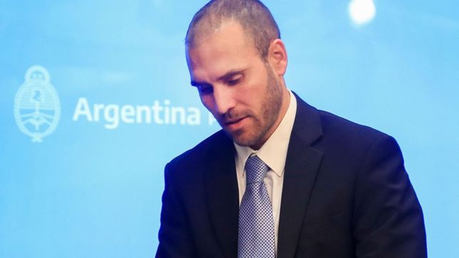 el mercado mide a guzman con la vara del dolar siempre a mano