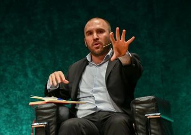 La burocracia y los deberes de Guzmán con el FMI encogen el Plan Platita