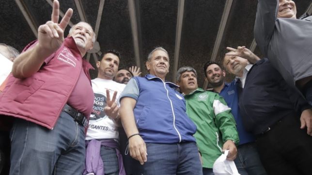 las dos caras de la marcha: la cgt mostro su poder, pero tambien su grieta