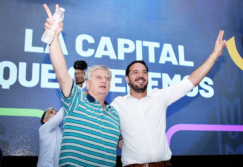 El gobernador Sergio ZIliotto y el intendente Luciano di Nápoli fueron ganadores en la elección del 26 de octubre: disputan poder. FOTO: www.radiokermes.com