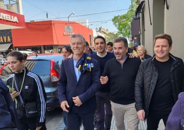 Macri, el no anotado, retomó la campaña con repertorio de candidato