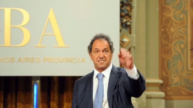 Citan a declarar a Scioli por presunta asociación ilícita y administración fraudulenta