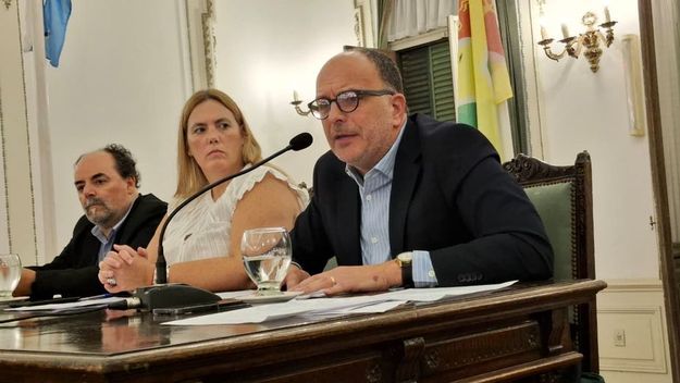 El intendente Pablo Garate, al abrir el período legislativo en el Concejo Deliberante