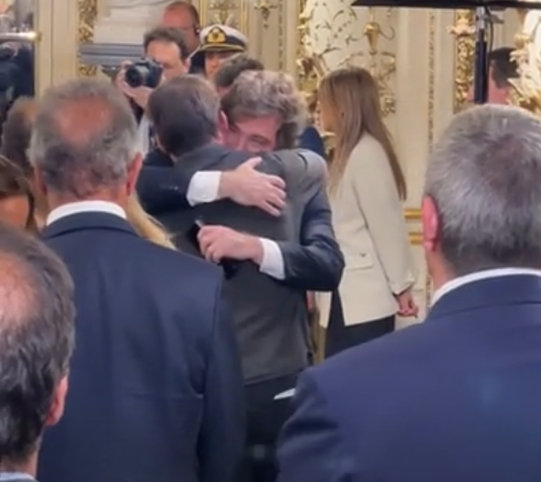 La calidad del blindaje de Milei Hermanos La calidad del blindaje de Milei Hermanos