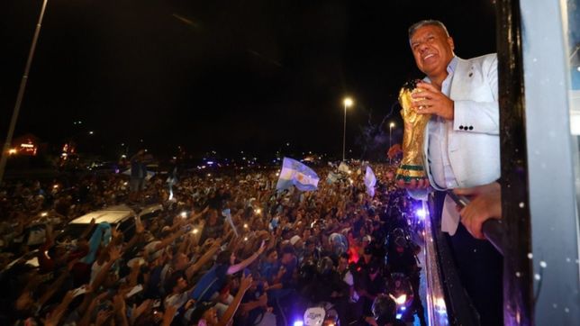 la copa de chiqui: de no grato en la casa rosada a ?presidente de argentina? la copa de chiqui: de no grato en la casa rosada a ?presidente de argentina?