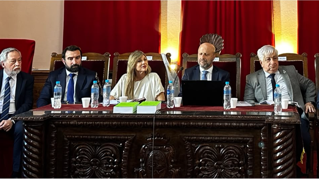 Mariano Borinsky y Mariana Catalano, aspirantes a la Corte Suprema de Justicia, durante la charla organizada por los Judiciales de Córdoba