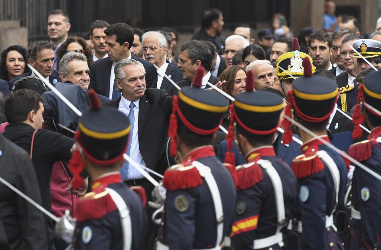 25-05-2023_alberto_fernandez_junto_al_ministro(1).jpg