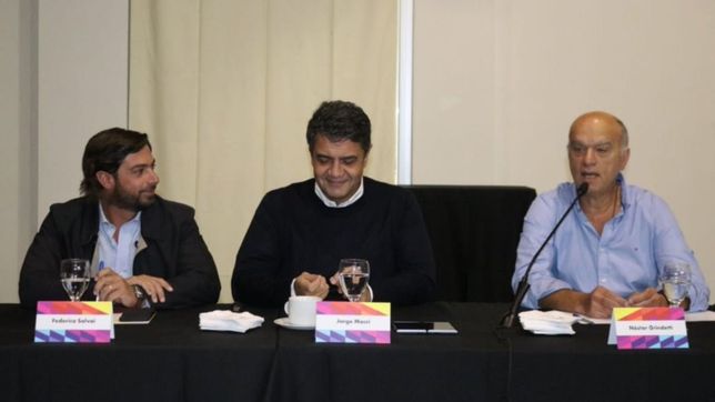 jefa sin cargo: vidal deja la presidencia del pro bonaerense