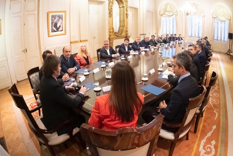 Reunión de gobernadores con Javier Milei.