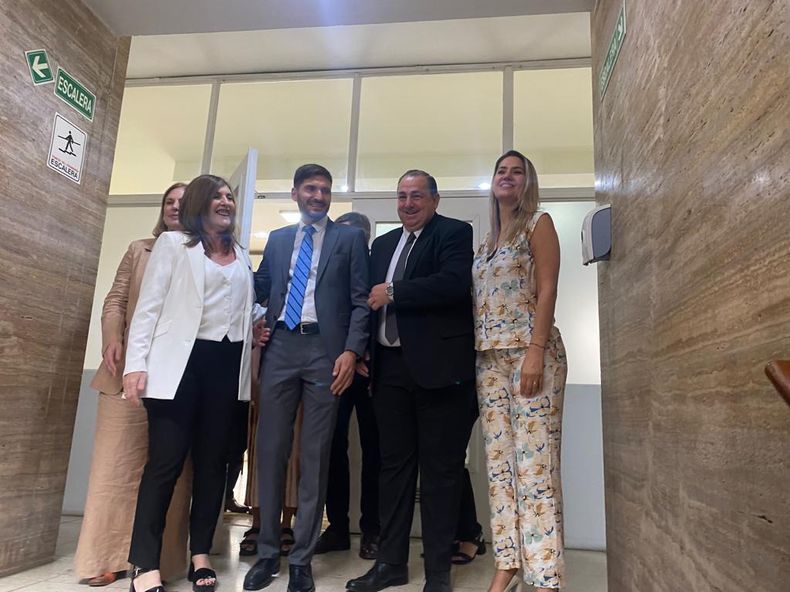 Carolina Losada luego de arengar a Juan Pablo Poletti.
