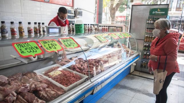 las dos caras de los commodities: fuente de reservas y presion al bolsillo