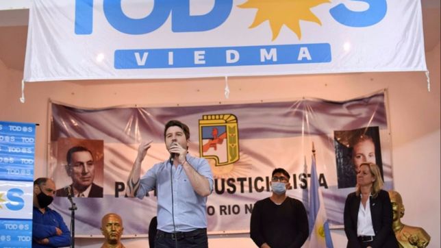 el pj de rio negro tambien busca canjear casas por votos