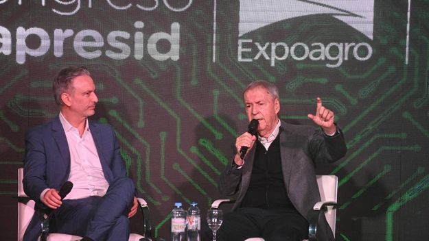 Juan Schiaretti cerró el congreso de Aapresid en La Rural de Buenos Aires 