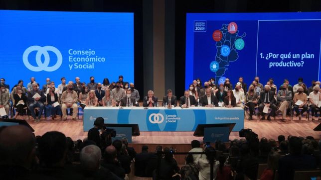 la letra chica del proyecto para regular las redes sociales