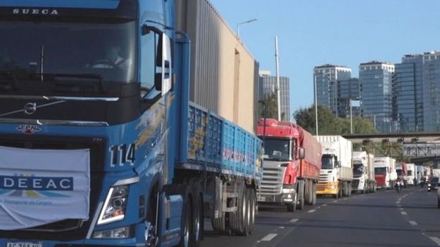 El transporte de cargas apuntala una larga vida a la disparada de los precios