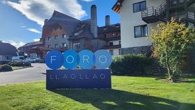 Javier Milei frente al Círculo Rojo en el Foro Llao Llao Javier Milei frente al Círculo Rojo en el Foro Llao Llao