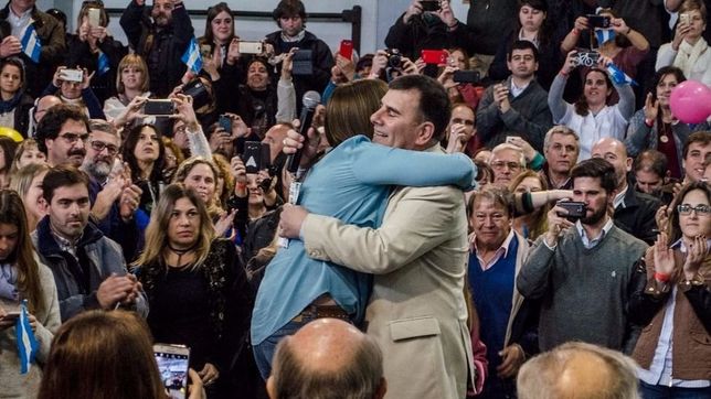 azul, una de las claves del contundente triunfo de cambiemos en la septima