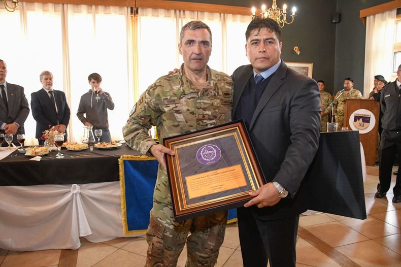 Gustavo Sívori y el gobernador de Santa Cruz, Claudio Vidal