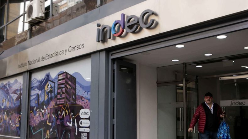 El INDEC, bajo fuego tras la renuncia de su director, no se estrenará el nuevo IPC anunciado. 