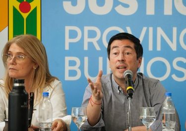 PJ bonaerense: la vicepresidenta Verónica Magario y el titular de la Junta Electoral, Leonardo Nardini