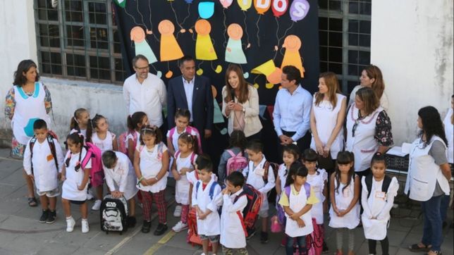 vidal y su tropa, en escuelas: buscan diluir el impacto del paro vidal y su tropa, en escuelas: buscan diluir el impacto del paro