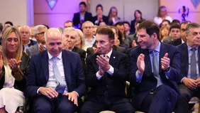 Ricardo Lorenzetti, Domingo Sesin y Eduardo Bittar en la conferencia organizada por entidades del Círculo Rojo de Córdoba