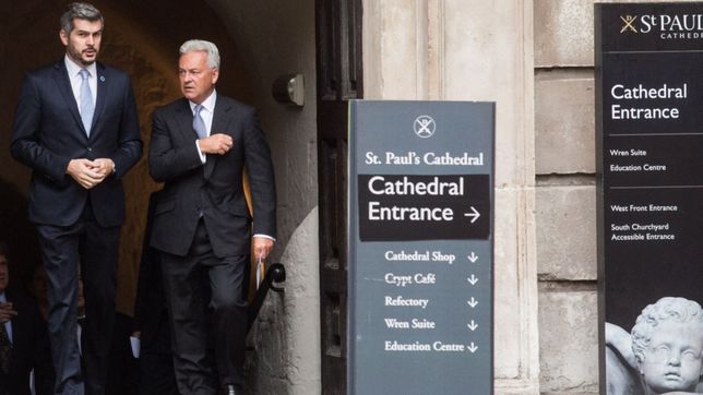 en el peor momento del gobierno, pena paso una semana de gira internacional