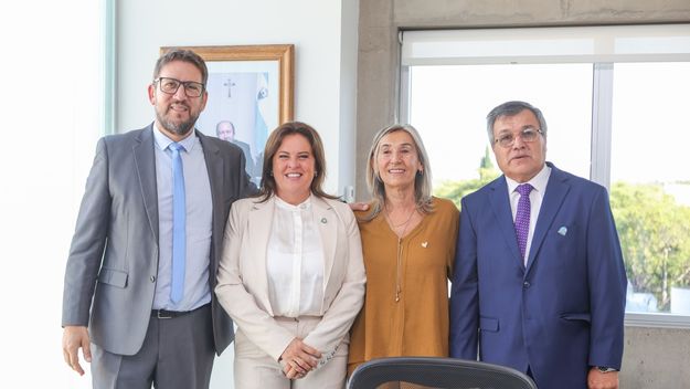 Referencias de la Plural del peronismo: el diputado Hernán Pérez Araujo, la intendenta de General Pico Fernanda Alonso, la vicegobernadora Alicia Mayoral, el viceintendente Alberto Campo.