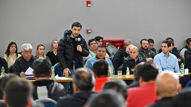 Chubut: con el barril por encima de los U$S 100, Ignacio Torres exigió más inversiones petroleras