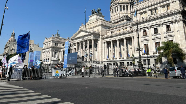 el peronismo en el reino del reves